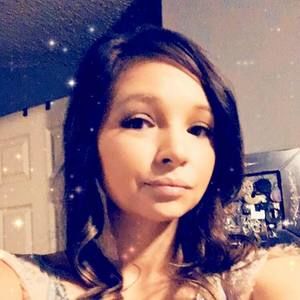 Meet your Posher, Tauni